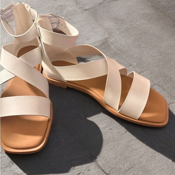 NEW Fitory Women’s Open Toe Gladiator Sandals White Size 7 - Picture 13 of 16